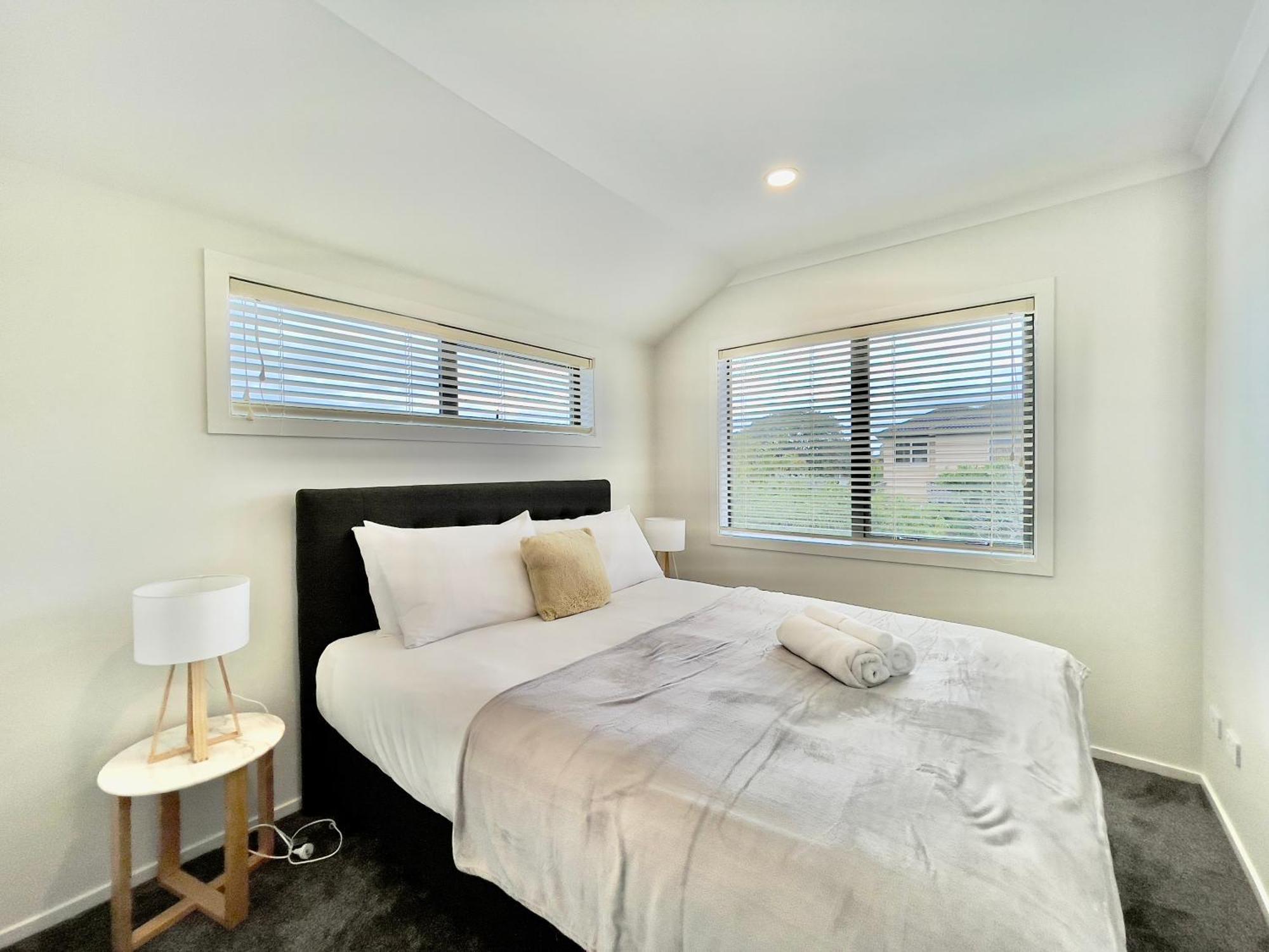 Sky Stars Brand-New Comfortable 3 & 4-Bedroom Houses 奥克兰 外观 照片