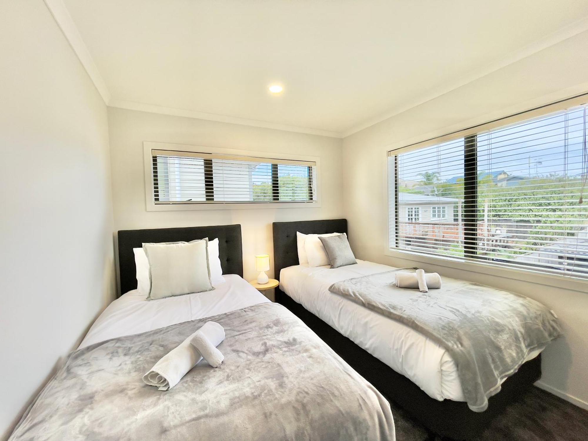 Sky Stars Brand-New Comfortable 3 & 4-Bedroom Houses 奥克兰 外观 照片