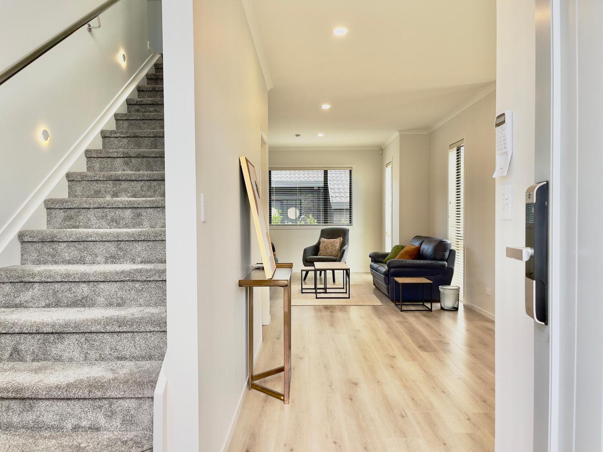 Sky Stars Brand-New Comfortable 3 & 4-Bedroom Houses 奥克兰 外观 照片